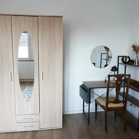 3br - - Kitchen - 10 Min To Ice