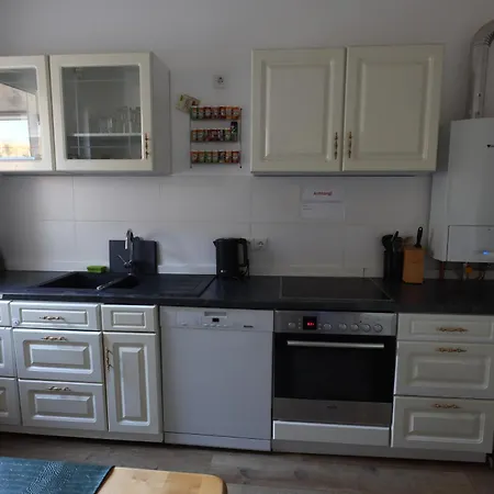 3br - - Kitchen - 10 Min To Ice *
