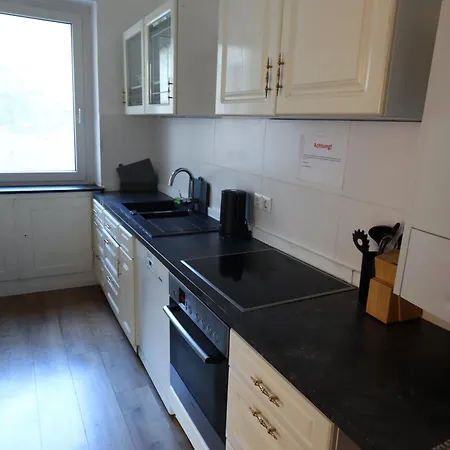 3br - - Kitchen - 10 Min To Ice