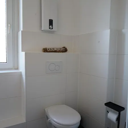 3br - - Kitchen - 10 Min To Ice דירה *