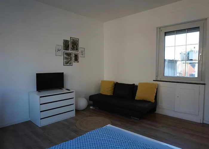 3br - - Kitchen - 10 Min To Ice Siegburg